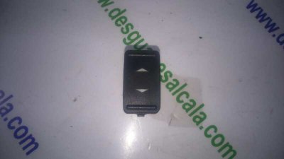 MANDO ELEVALUNAS DELANTERO DERECHO FORD FOCUS BERLINA (CAP) Trend