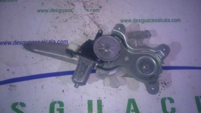 ELEVALUNAS TRASERO DERECHO MITSUBISHI L 200 (KA0/KB0) Basis Club Cab 4WD