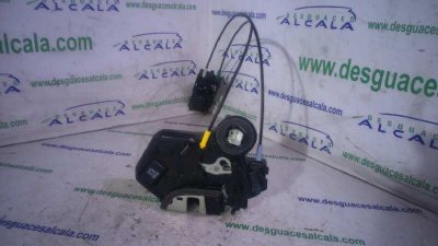 CERRADURA PUERTA TRASERA IZQUIERDA  de 1.4 D-4D Luna Compact 