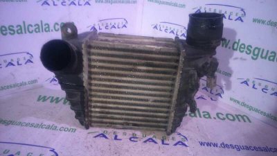 RADIADOR INTERCOOLER VOLKSWAGEN GOLF IV BERLINA (1J1) Básico