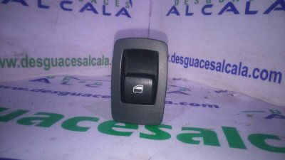 MANDO ELEVALUNAS TRASERO IZQUIERDO de 320d 