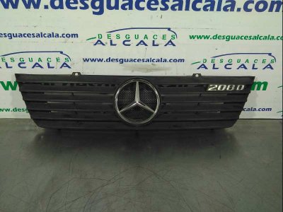 REJILLA DELANTERA MERCEDES-BENZ SPRINTER (W901,W903) COMBI 208 D (901.3/902.371-372)