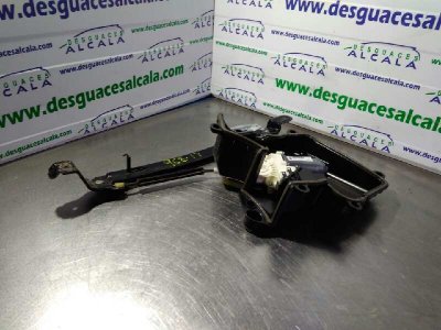 ELEVALUNAS TRASERO IZQUIERDO SEAT LEON (1P1) Reference