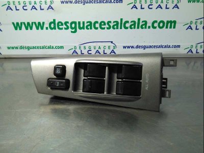 MANDO ELEVALUNAS DELANTERO IZQUIERDO  TOYOTA COROLLA VERSO (E12) 2.0 D-4D Linea Sol