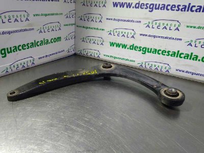 BRAZO SUSPENSION INFERIOR DELANTERO DERECHO de Confort 