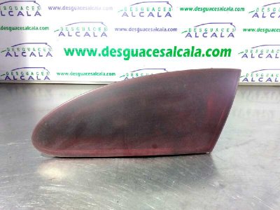 PILOTO TRASERO DERECHO SEAT LEON (1P1) Reference