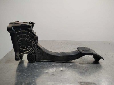 FARO DERECHO NISSAN PRIMERA BERLINA (P11) Básico