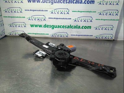 ELEVALUNAS DELANTERO DERECHO de Titanium S 