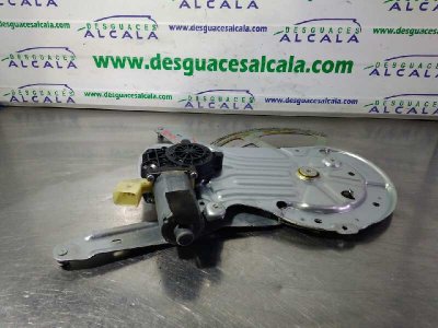 ELEVALUNAS DELANTERO DERECHO de 3.2 Kinetic Geartronic (5 asientos) 