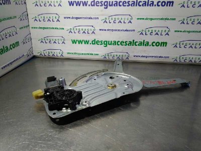 ELEVALUNAS DELANTERO IZQUIERDO de 3.2 Kinetic Geartronic (5 asientos) 