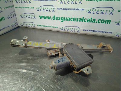 ELEVALUNAS TRASERO DERECHO MITSUBISHI MONTERO (V60/V70) 3.2 DI-D GLS (5-ptas.)