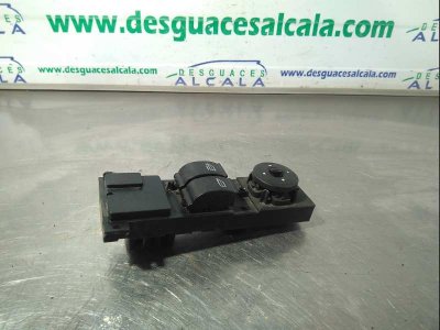 MANDO ELEVALUNAS DELANTERO IZQUIERDO  FORD FOCUS BERLINA (CAP) Ambiente (D)