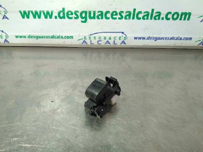 MANDO ELEVALUNAS TRASERO DERECHO TOYOTA RAV 4 Active