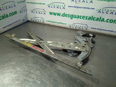 ELEVALUNAS DELANTERO DERECHO