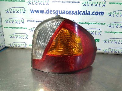 PILOTO TRASERO DERECHO HYUNDAI SANTA FE (SM) 2.0 GLS CRDI