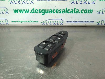 MANDO ELEVALUNAS DELANTERO IZQUIERDO  KIA SHUMA II 1.6 LS 4 Berlina