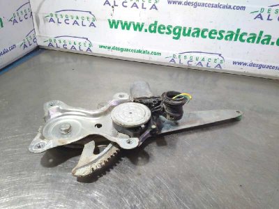 ELEVALUNAS TRASERO DERECHO TOYOTA RAV 4 (A2) 2.0 D-4D Executive 4X4 (2003->)