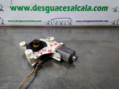 MOTOR ELEVALUNAS DELANTERO IZQUIERDO FORD FOCUS BERLINA (CAP) Ambiente (D)