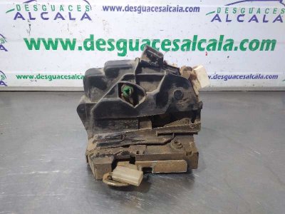 CERRADURA PUERTA DELANTERA DERECHA LAND ROVER DISCOVERY (LT) TD5