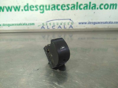 MANDO ELEVALUNAS DELANTERO DERECHO AUDI A4 BERLINA (8E) 2.0 TDI 16V (103kW)