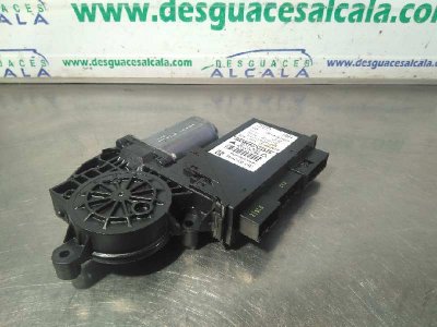 MOTOR ELEVALUNAS DELANTERO DERECHO AUDI A4 BERLINA (8E) 2.0 TDI 16V (103kW)