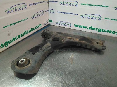 BRAZO SUSPENSION INFERIOR DELANTERO DERECHO SEAT TOLEDO (KG3) Reference