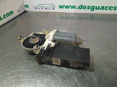 MOTOR ELEVALUNAS DELANTERO IZQUIERDO VOLKSWAGEN GOLF IV BERLINA (1J1) Básico