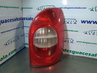 PILOTO TRASERO DERECHO CITROËN XSARA PICASSO 1.6 HDi 110 Exclusive