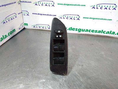 MANDO ELEVALUNAS DELANTERO IZQUIERDO  TOYOTA AURIS Luna