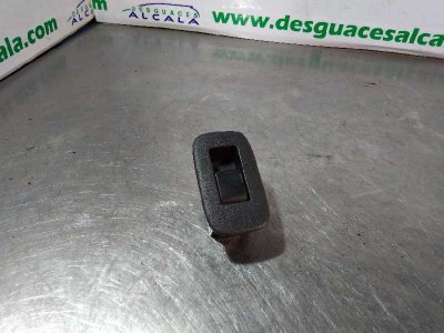 MANDO ELEVALUNAS TRASERO IZQUIERDO TOYOTA AURIS Luna