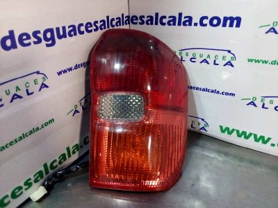 PILOTO TRASERO DERECHO TOYOTA RAV 4 (A2) 2.0 D-4D Executive 4X4 (2003->)