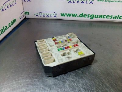 CAJA RELES / FUSIBLES RENAULT MEGANE III SPORT TOURER Dynamique