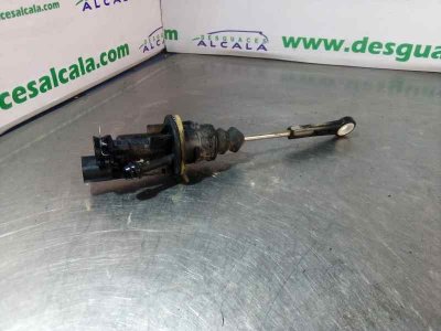 BOMBA EMBRAGUE AUDI A4 BER. (B8) Basis