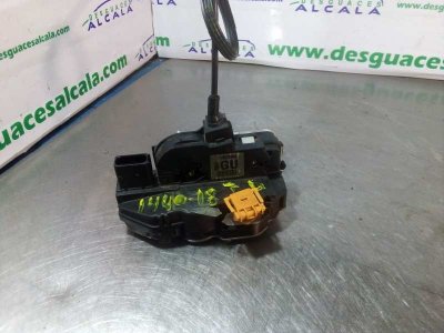 CERRADURA PUERTA TRASERA DERECHA