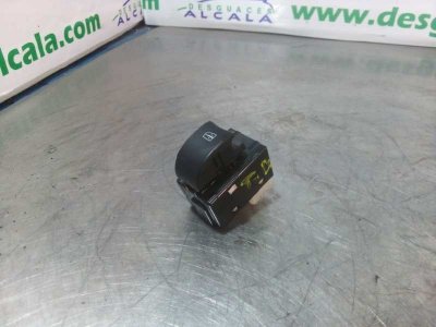 MANDO ELEVALUNAS DELANTERO DERECHO de Dynamique Pack2 