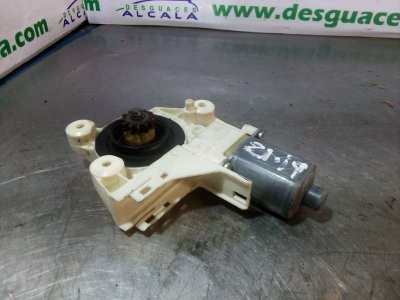 MOTOR ELEVALUNAS DELANTERO IZQUIERDO FORD FOCUS LIM. (CB4) Trend