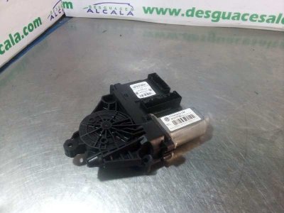 MOTOR ELEVALUNAS DELANTERO IZQUIERDO VOLKSWAGEN CADDY KA/KB (2K) Furg.