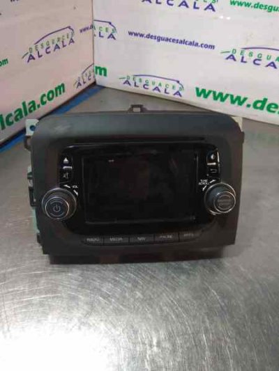 SISTEMA AUDIO / RADIO CD FIAT 500 L (330) Urban