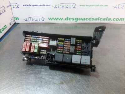 CAJA RELES / FUSIBLES MERCEDES-BENZ CLASE M (W164) 280 / 300 CDI (164.120)