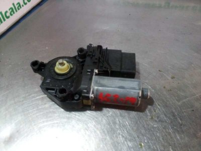 MOTOR ELEVALUNAS TRASERO DERECHO VOLKSWAGEN GOLF V BERLINA (1K1) iGolf