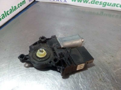 MOTOR ELEVALUNAS TRASERO IZQUIERDO VOLKSWAGEN GOLF V BERLINA (1K1) iGolf