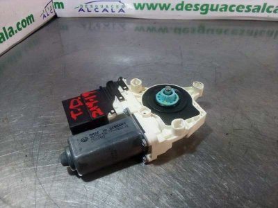 MOTOR ELEVALUNAS TRASERO DERECHO VOLKSWAGEN GOLF VI (5K1) Advance