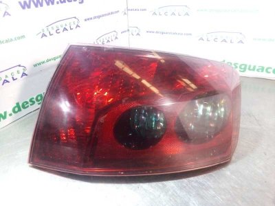 PILOTO TRASERO DERECHO PEUGEOT 407 ST Confort