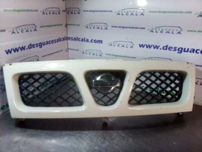 REJILLA DELANTERA NISSAN TERRANO/TERRANO.II (R20) SE (3-ptas.)