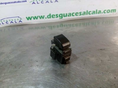 MANDO ELEVALUNAS TRASERO DERECHO TOYOTA HILUX (KUN) Double Cab 4X4