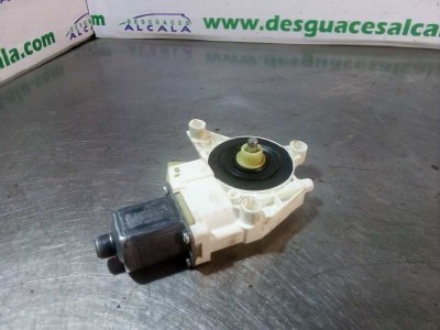 MOTOR ELEVALUNAS TRASERO IZQUIERDO de C 320 CDI (204.022) 