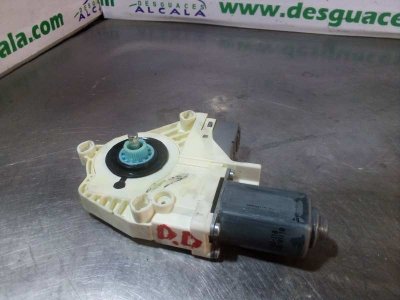 MOTOR ELEVALUNAS DELANTERO DERECHO LAND ROVER DISCOVERY V6 TD SE