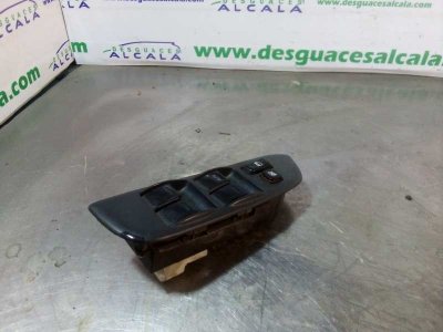 MANDO ELEVALUNAS DELANTERO IZQUIERDO  TOYOTA RAV 4 (A2) 2.0 D-4D Executive 4X4 (2003->)