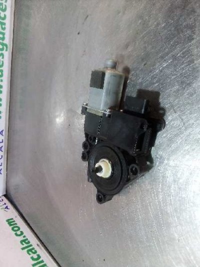 MOTOR ELEVALUNAS DELANTERO IZQUIERDO HYUNDAI I40 Style