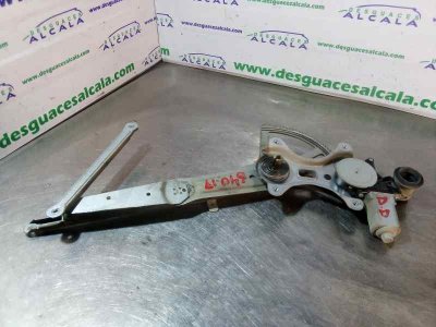 ELEVALUNAS DELANTERO DERECHO TOYOTA RAV 4 (A2) 2.0 D-4D Executive 4X4 (2003->)